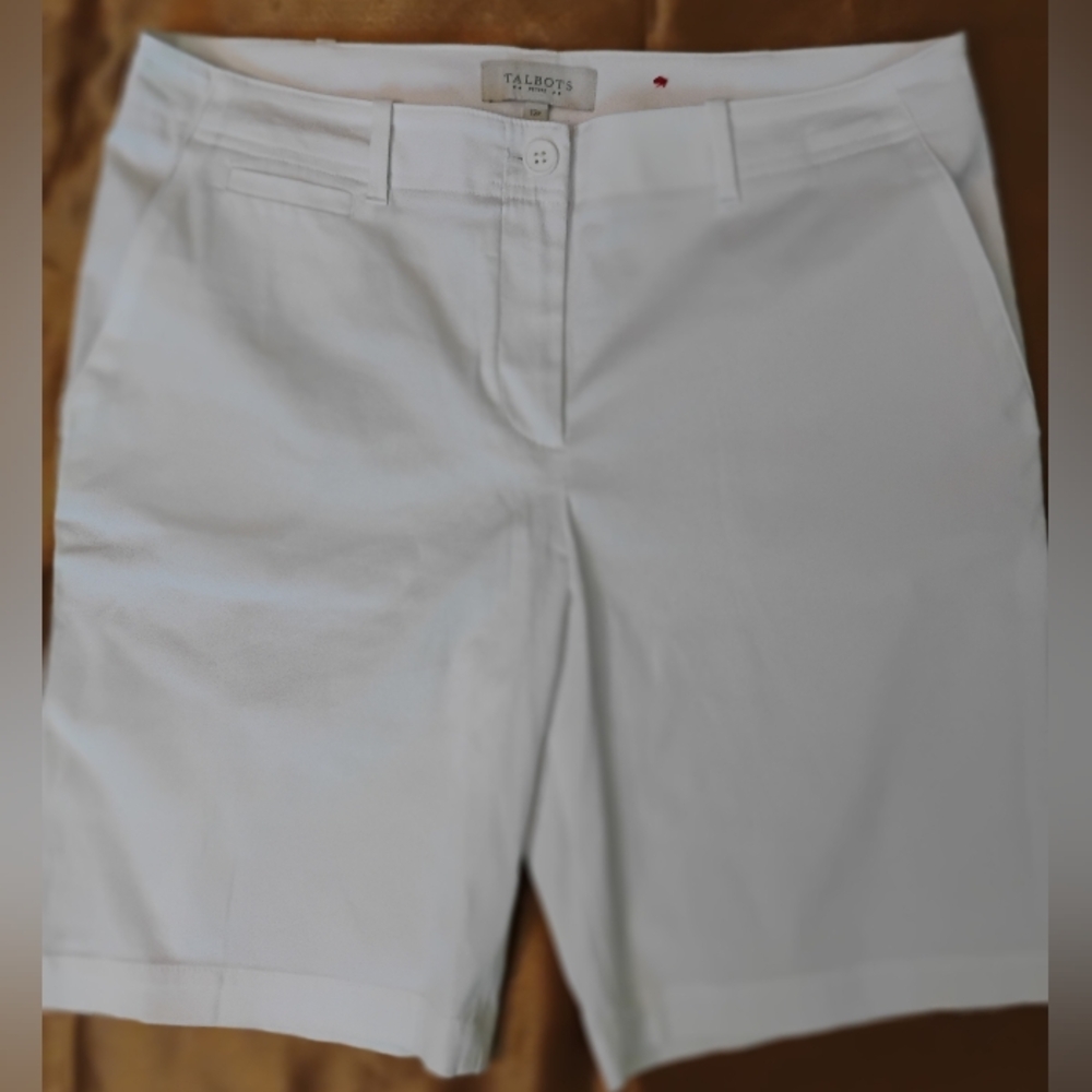 NWOT Talbots White Bermuda Shorts Crisp Cotton Blend Size 12P